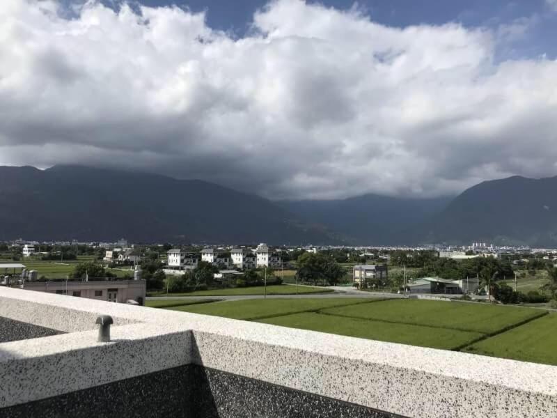 遊山水民宿一二館來電包棟可享優惠方案 Цзянь Экстерьер фото